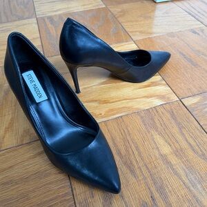 Steve Madden stiletto shoes in black